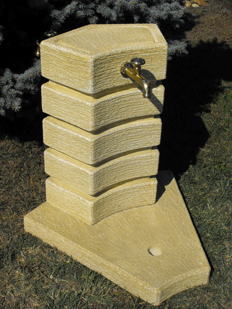 Kerti kődísztárgy - Ötgyűrűs, ötszög alapú kút, 78 cm magas (85) - Akció, ár, árak, árlista
